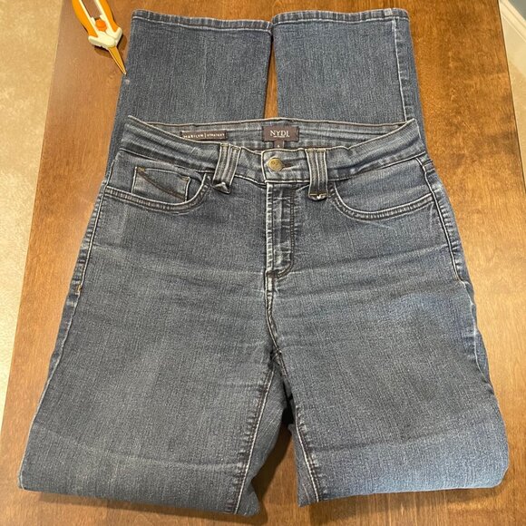 NYDJ Marilyn Straight Jeans Women's Size 6 Embroidered Back Pockets Mid Rise - Picture 11 of 11